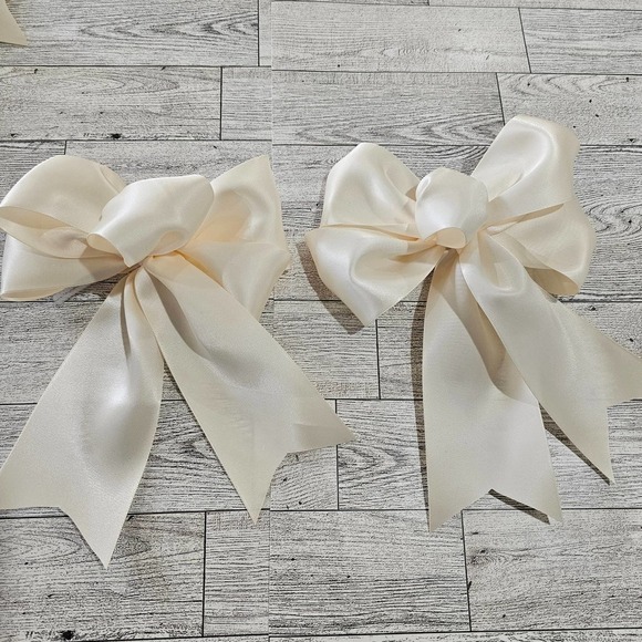 Christmas Tree Bows, Set of 6 Cream Tree Bows, Holiday Bow, Tree Decor, Ornament - Picture 5 of 7